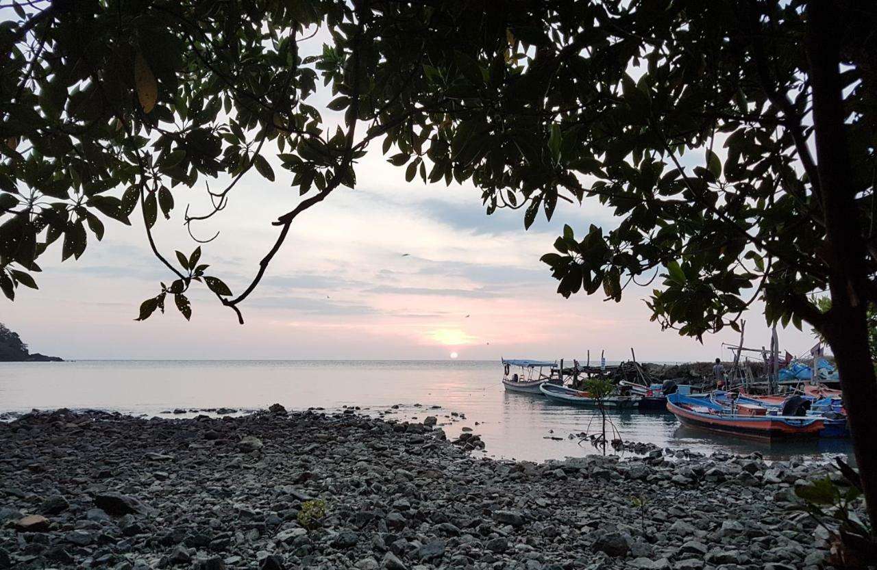 ฺbay Yard Hut Hotel Koh Chang Exterior foto