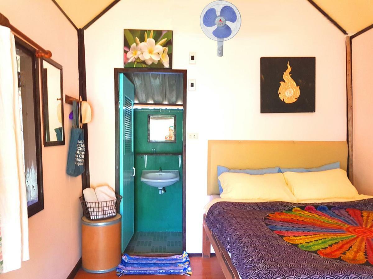 ฺbay Yard Hut Hotel Koh Chang Exterior foto