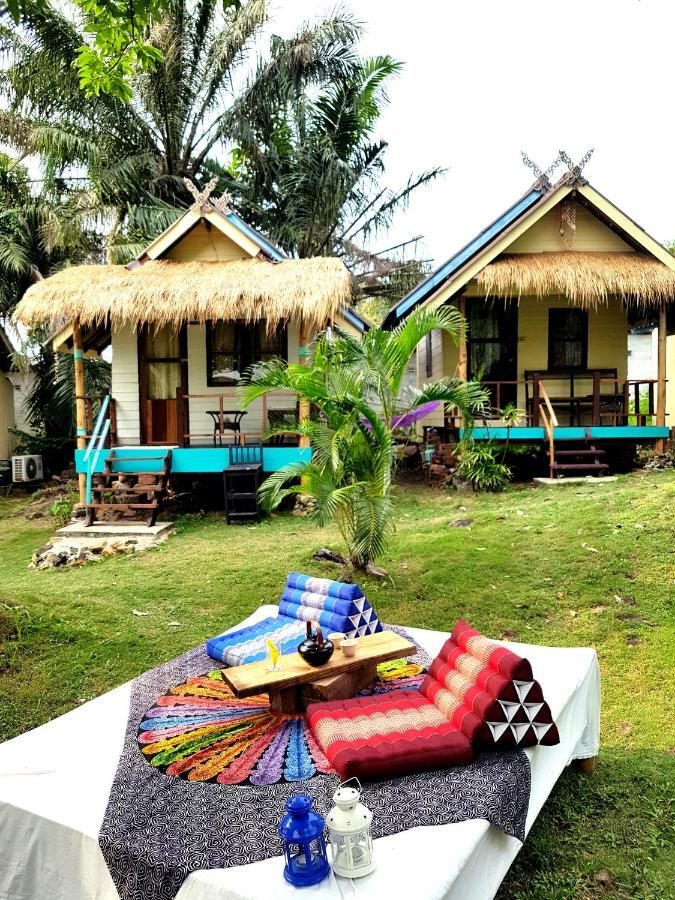 ฺbay Yard Hut Hotel Koh Chang Exterior foto